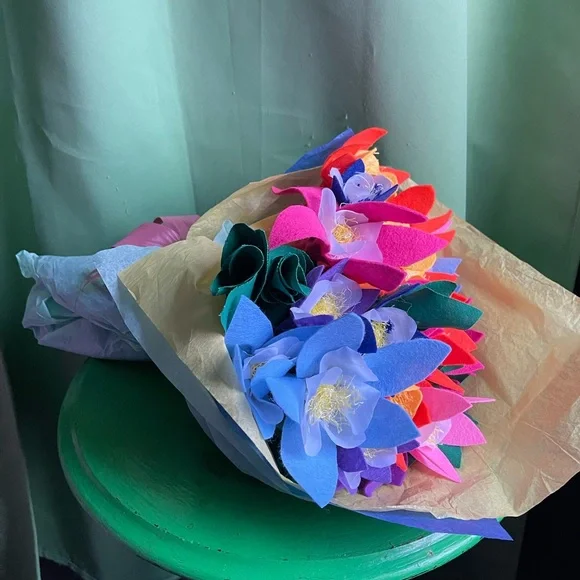 Mixed Color Columbine Artificial Flowers Wedding Bouquet 24 Lot Mixed Media